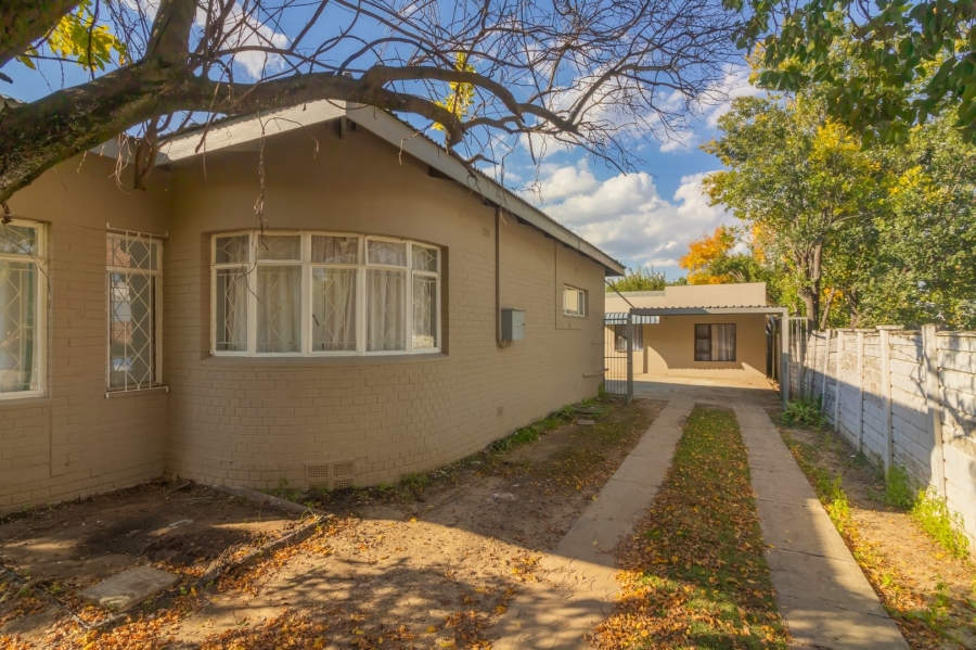 3 Bedroom Property for Sale in Kroonheuwel Free State